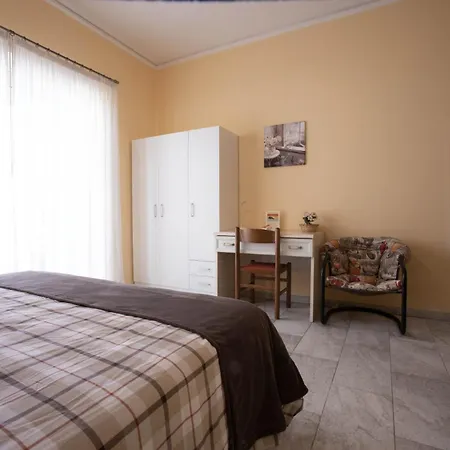 Etna Sea House 4* Κατάνια