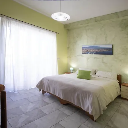 Etna Sea House Bed and Breakfast Κατάνια
