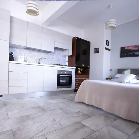 Bed and Breakfast Etna Sea House 4*