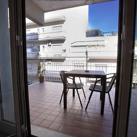 Etna Sea House Bed and Breakfast 4*